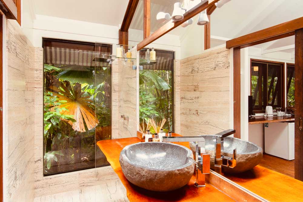 Daintree Wilderness Lodge Cabin Bathroom
