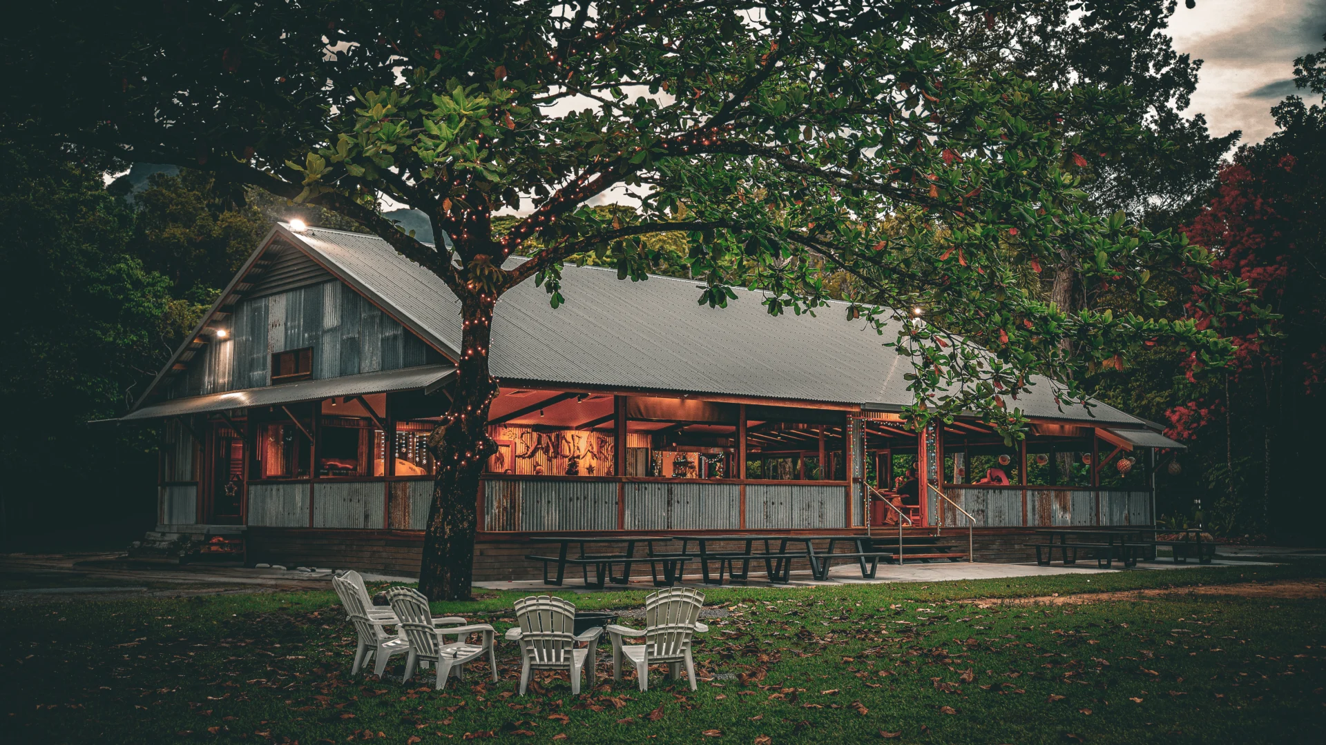 Restaurant – The Sandbar
