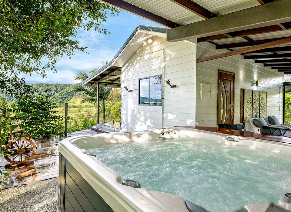 Spa – Gateway Cassowary Falls Daintree