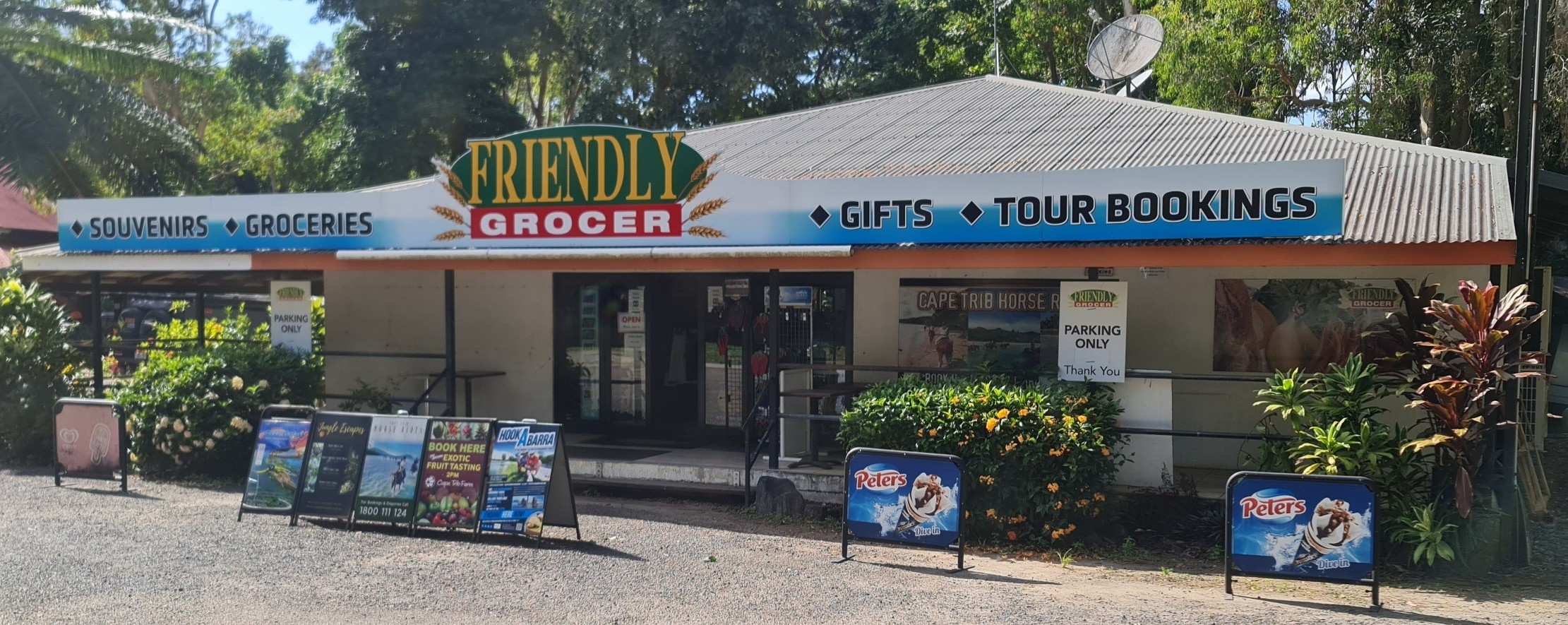 Friendly Grocer Shop Front
