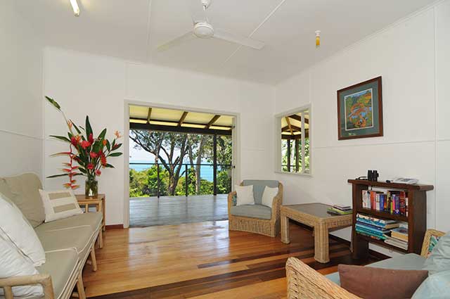 Seascapes Living Room – Daintree Seascapes
