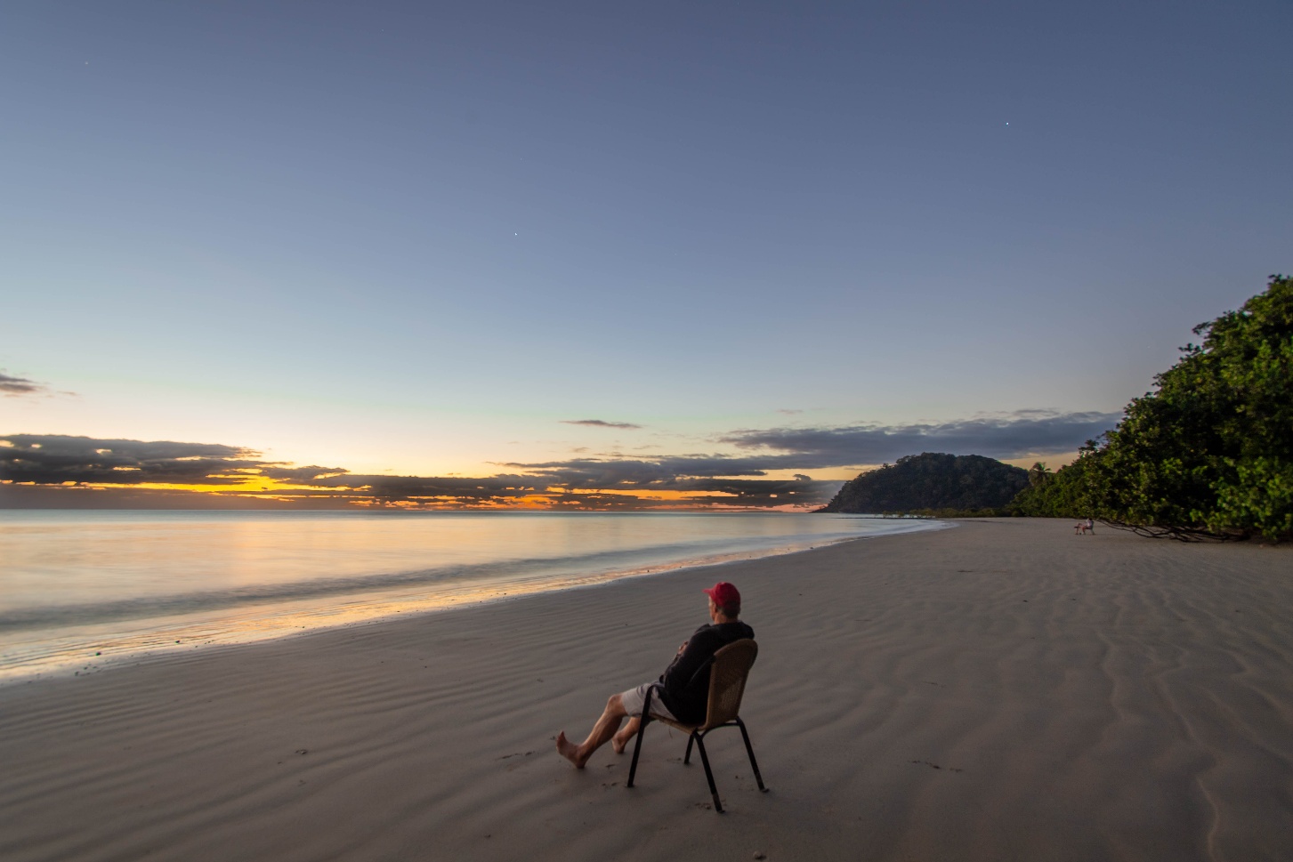 Watching the sunset from the beach at Cape Tribulation